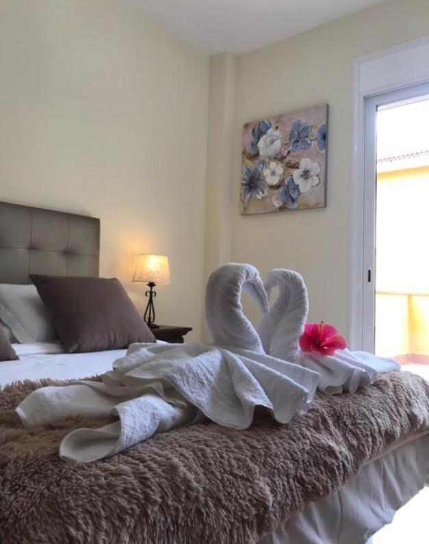Apartamento De Lujo En Puerto Santiago Пуэрто-де-Сантьяго Экстерьер фото