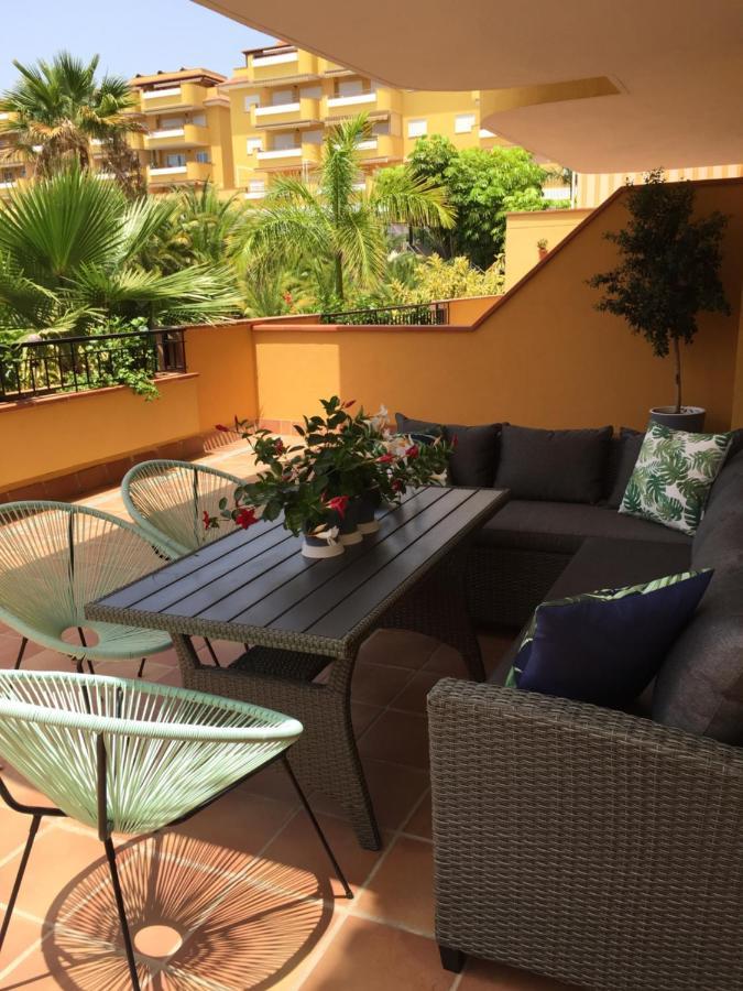 Apartamento De Lujo En Puerto Santiago Пуэрто-де-Сантьяго Экстерьер фото
