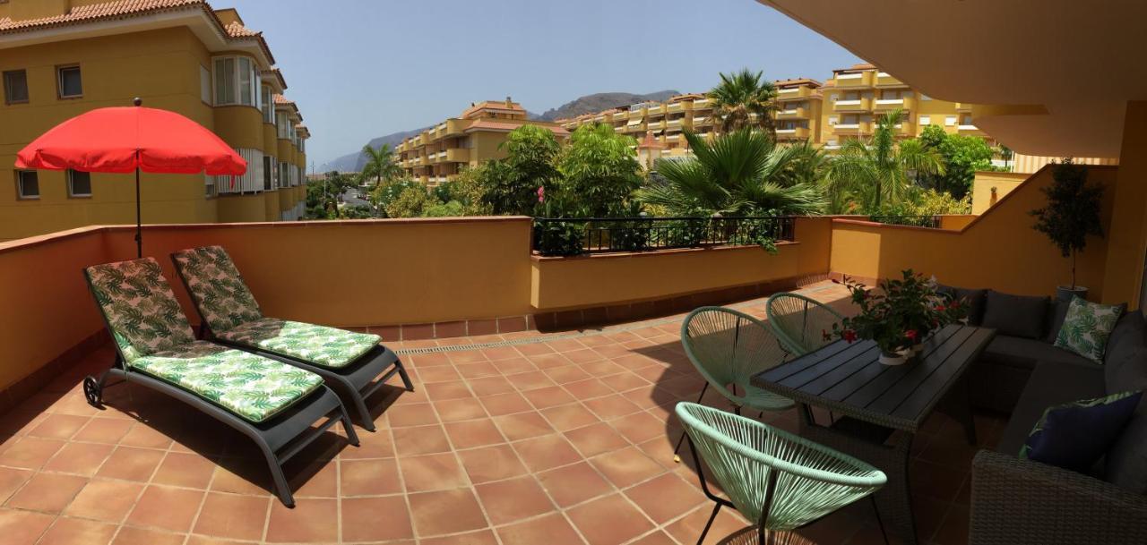 Apartamento De Lujo En Puerto Santiago Пуэрто-де-Сантьяго Экстерьер фото