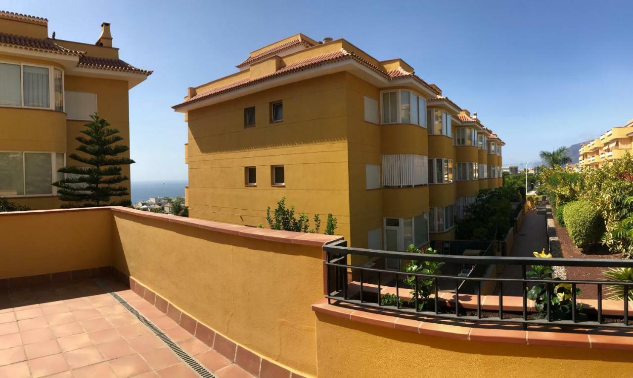 Apartamento De Lujo En Puerto Santiago Пуэрто-де-Сантьяго Экстерьер фото
